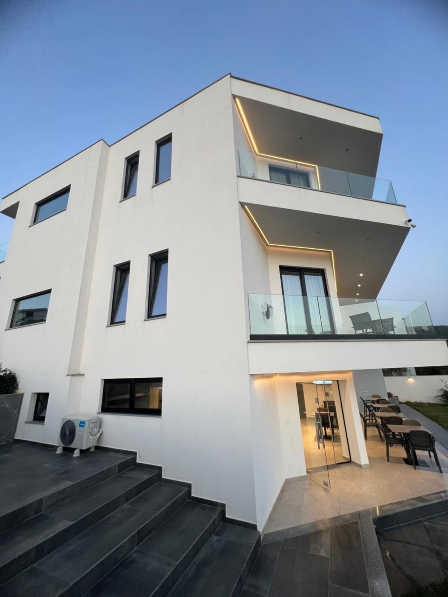 Adele Hotel Ksamil Exterior photo