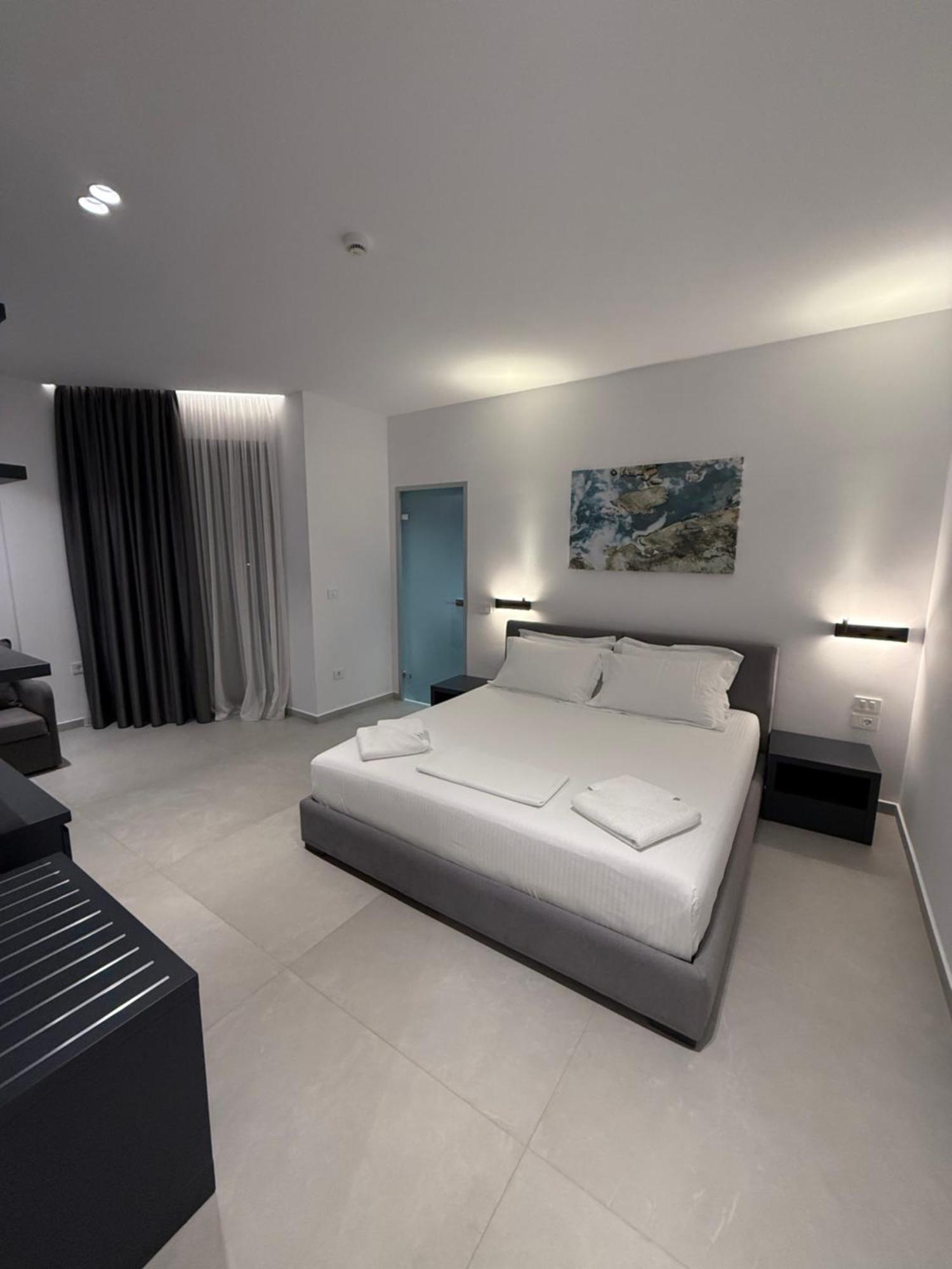 Adele Hotel Ksamil Exterior photo